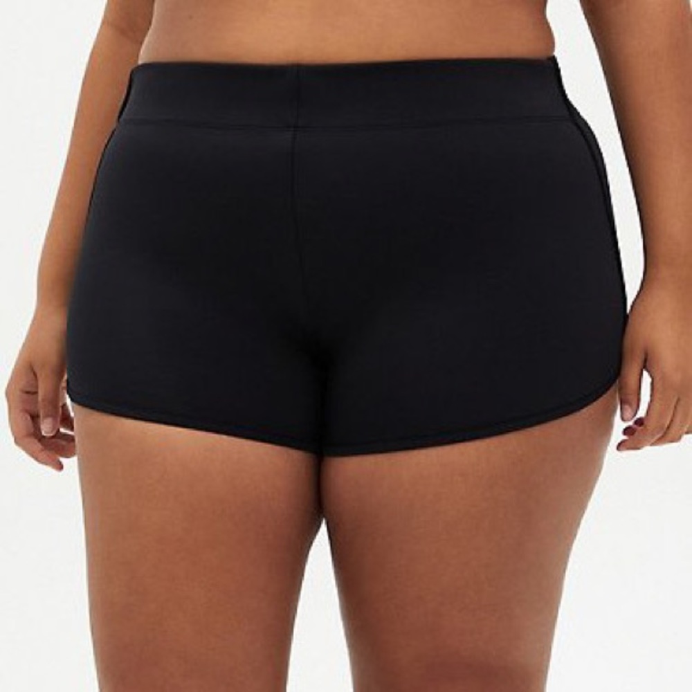 TORRID black dolphin hem swim bottoms shorts, 3X.